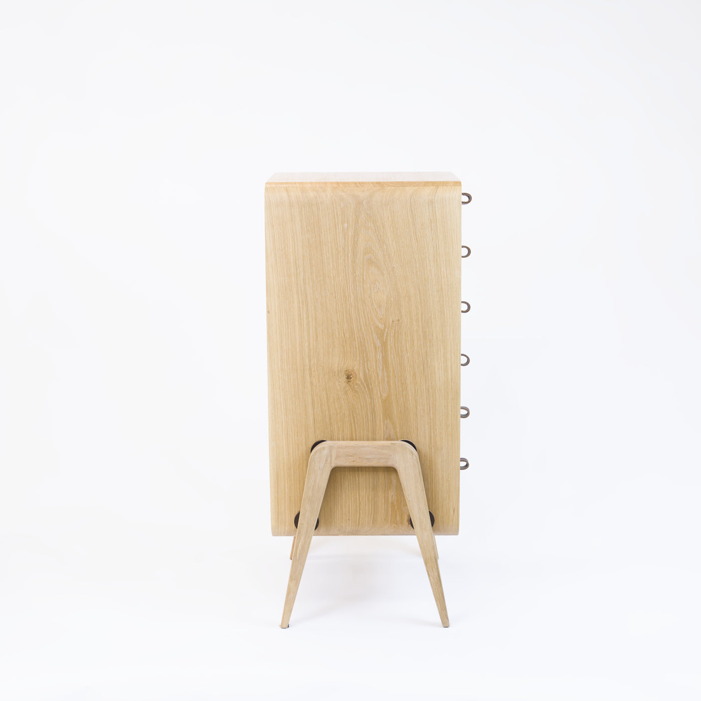 Low drawer unit nm61L. The main corpus is crafted from solid Norwegian oak, featuring 6 drawers with black oak front.